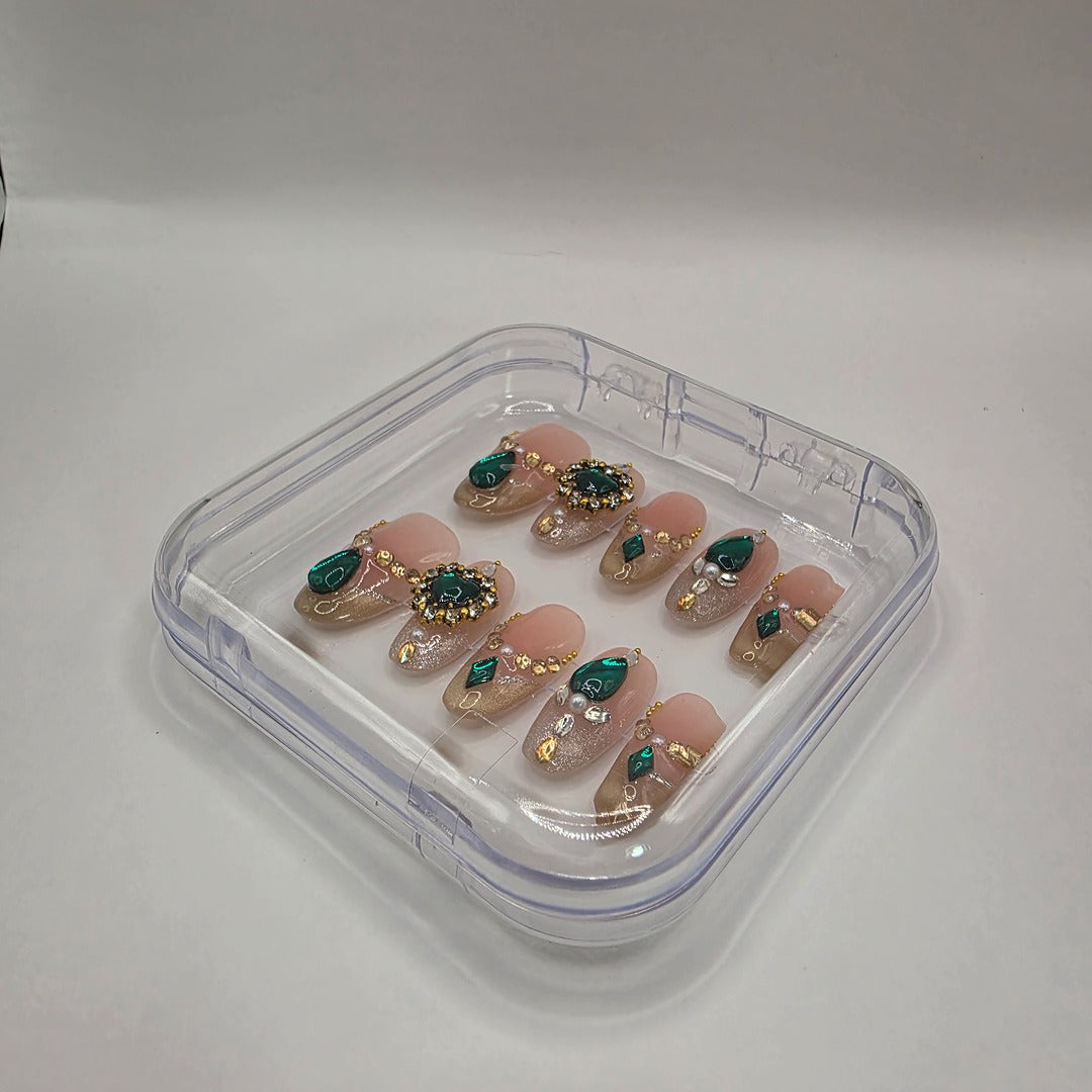 Uñas postizas hechas a mano