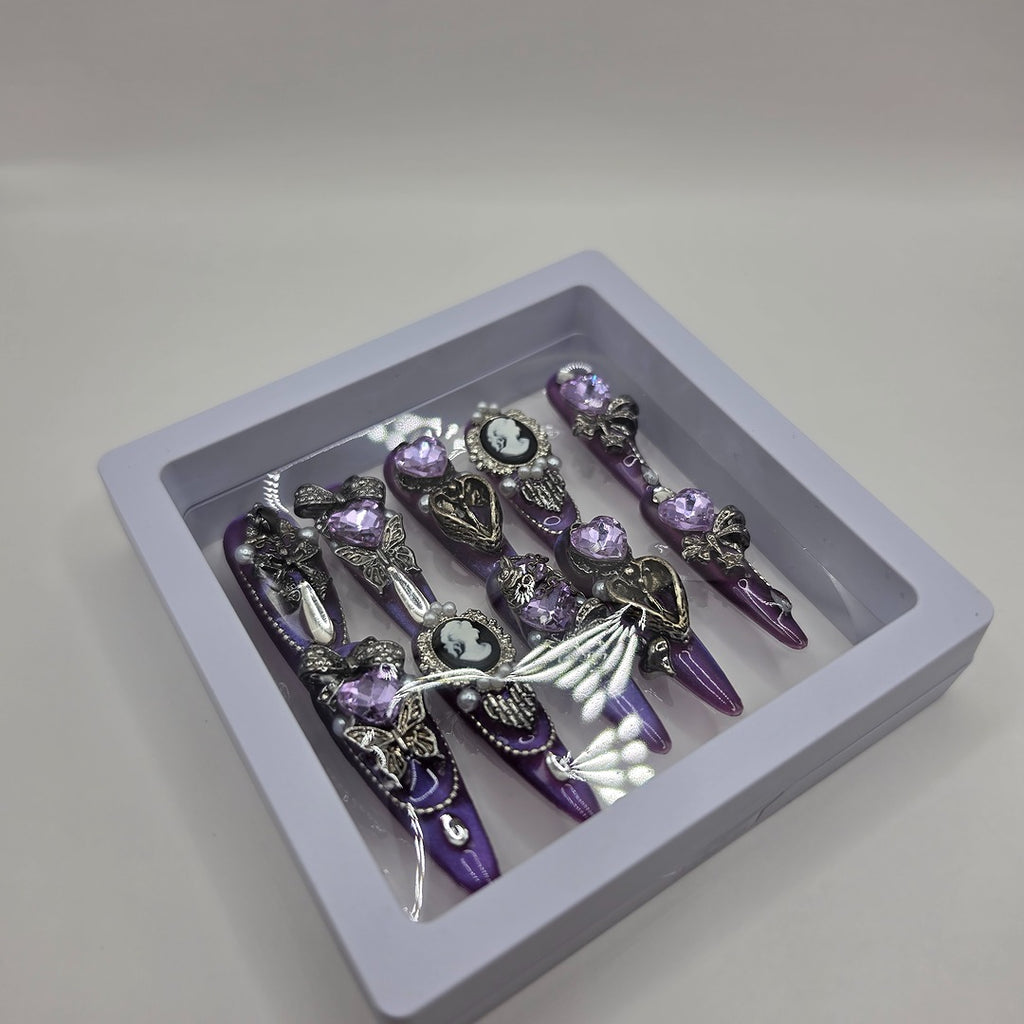 Uñas postizas hechas a mano