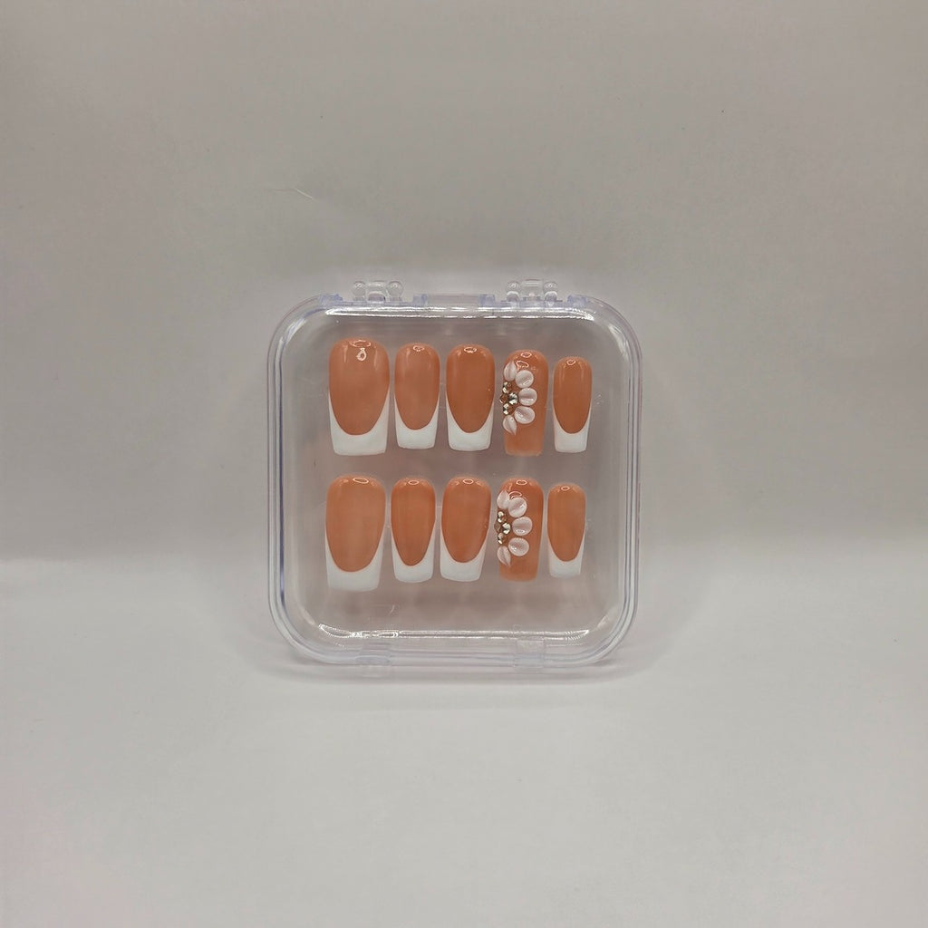 Uñas postizas hechas a mano