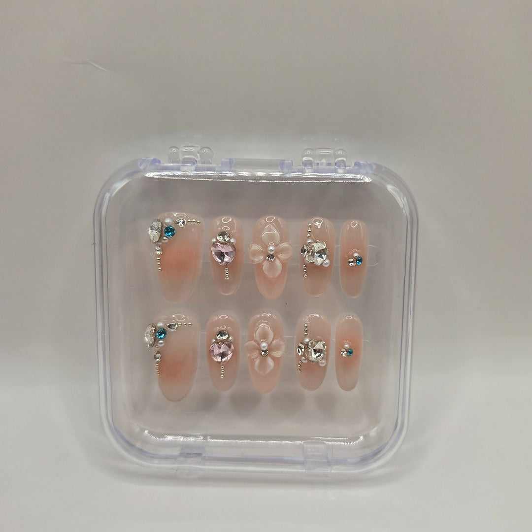 Uñas postizas hechas a mano