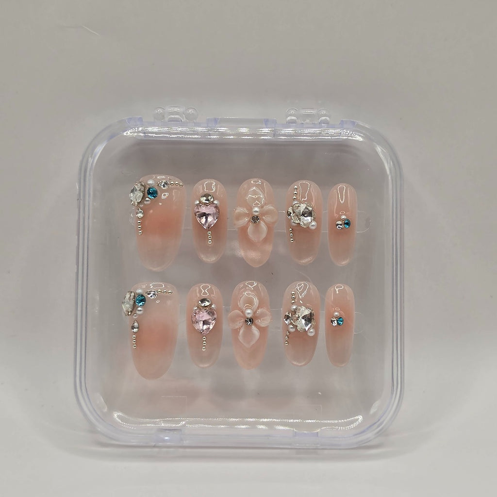 Uñas postizas hechas a mano