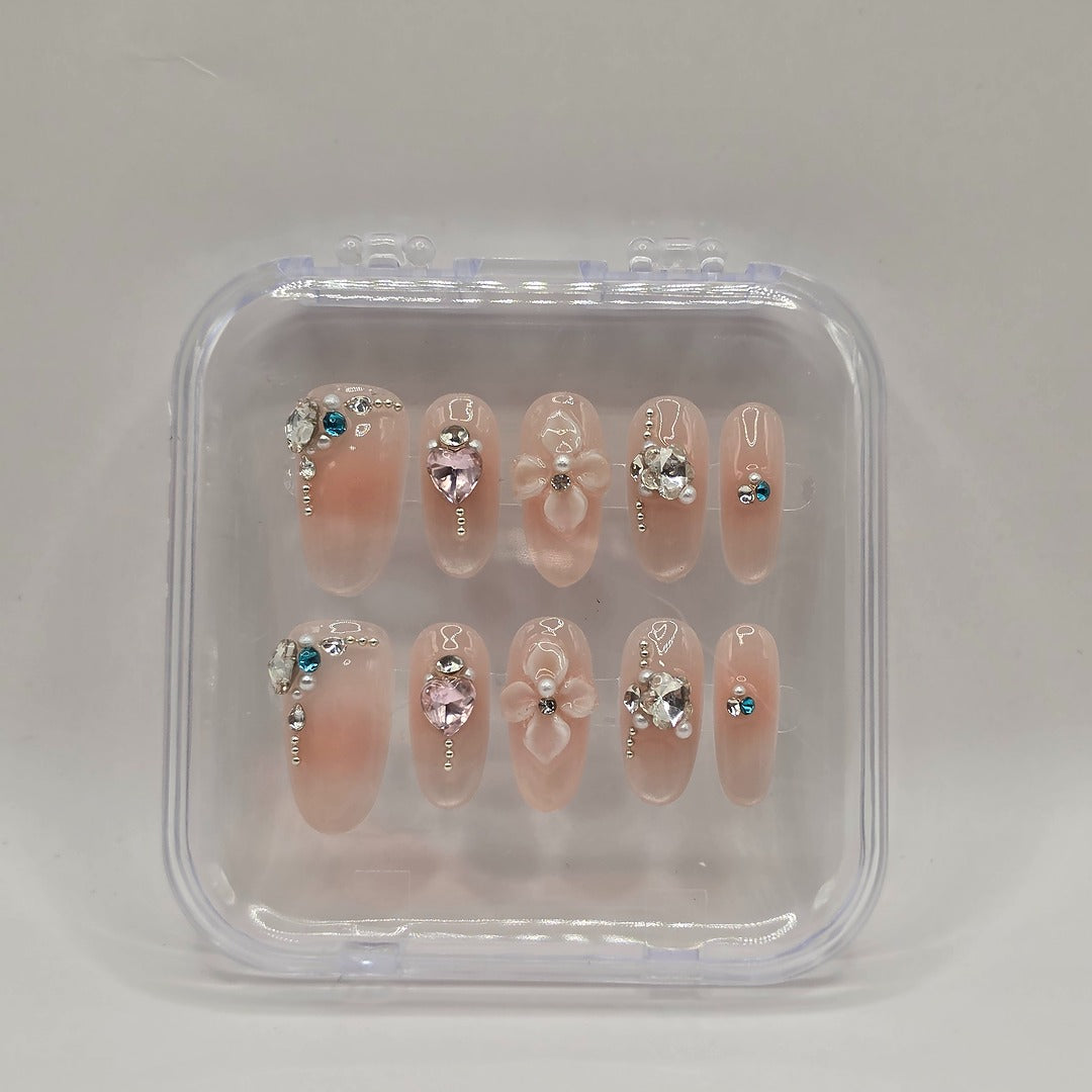 Uñas postizas hechas a mano