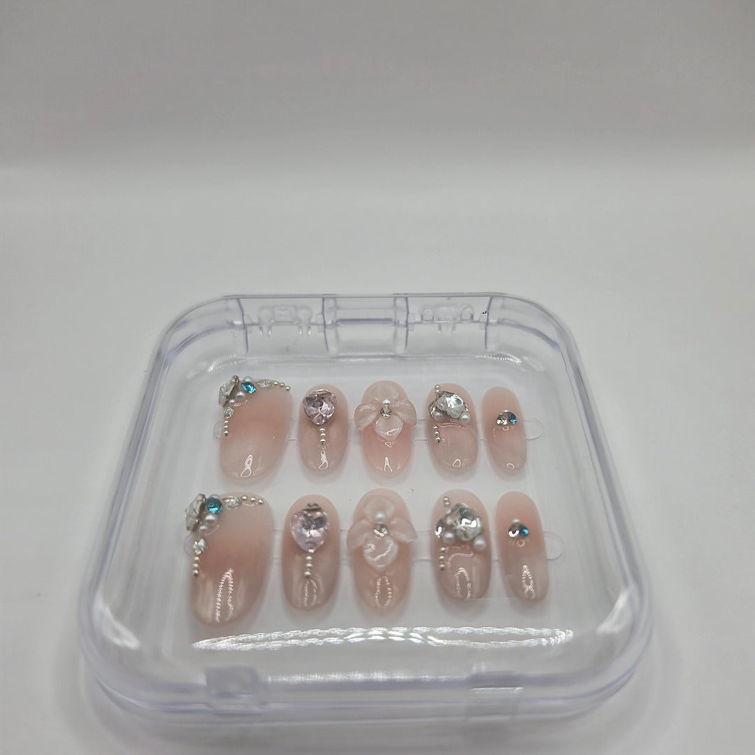 Uñas postizas hechas a mano