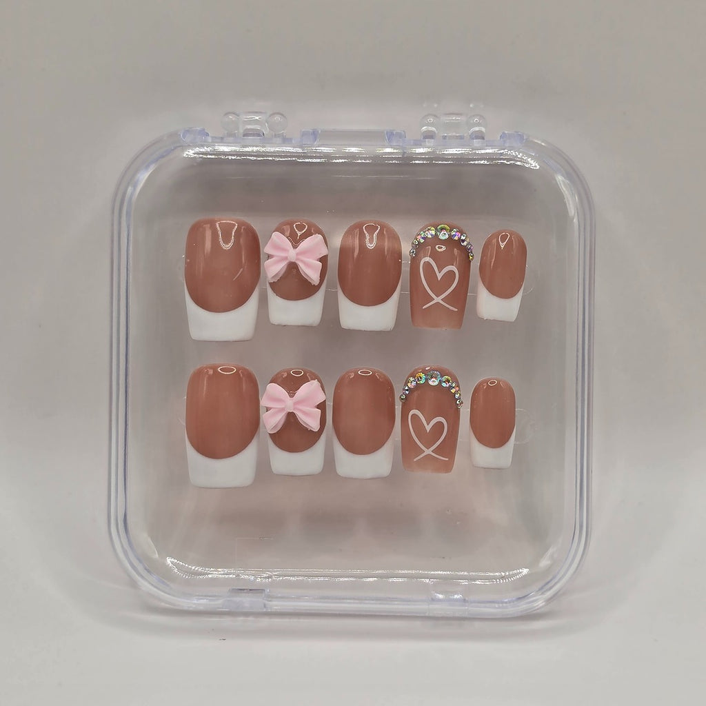 Uñas postizas hechas a mano