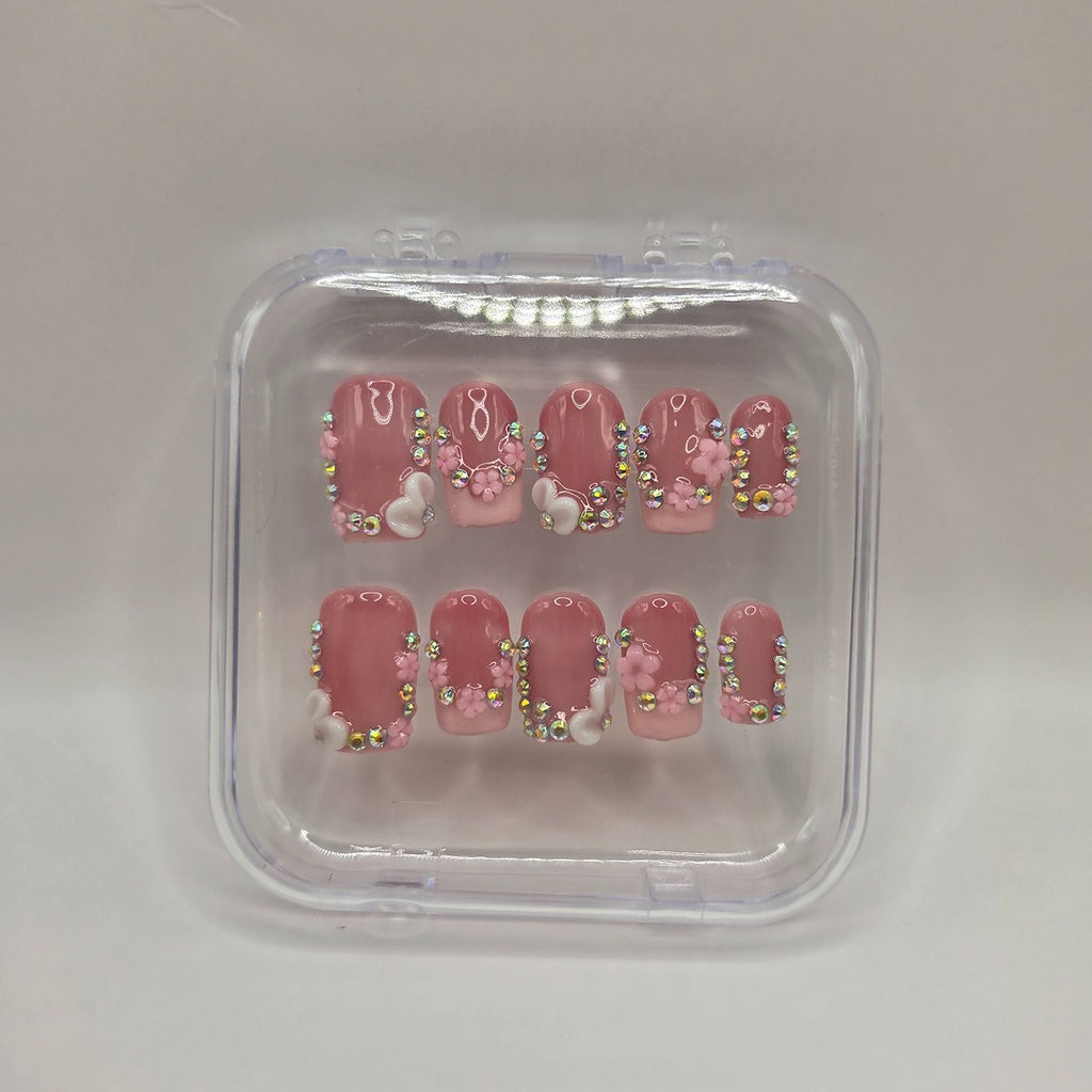 Uñas postizas hechas a mano