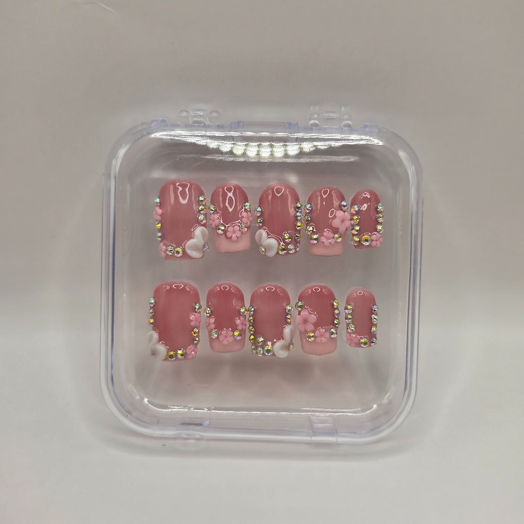 Uñas postizas hechas a mano