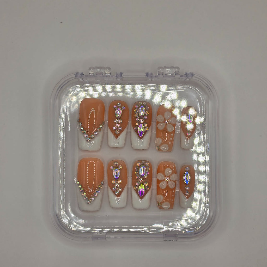 Uñas postizas hechas a mano