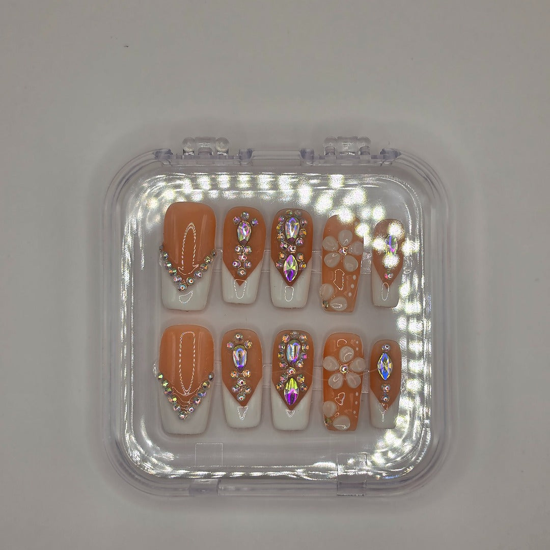 Uñas postizas hechas a mano
