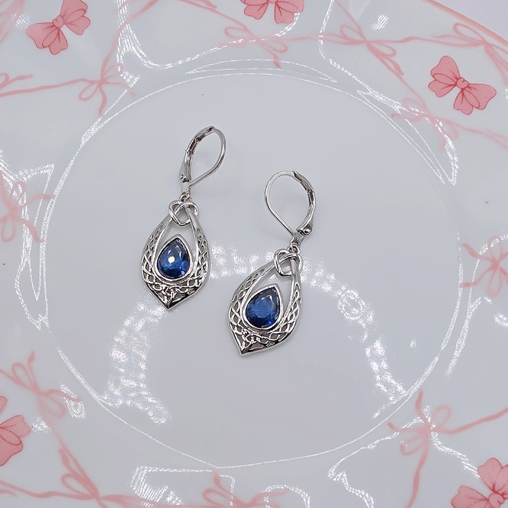 Pendientes Violeta